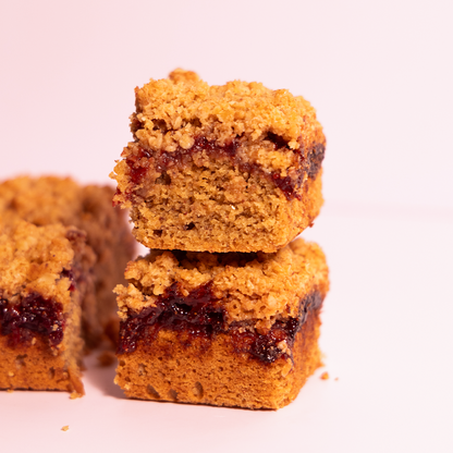Strawberry Oat Crumble Bar