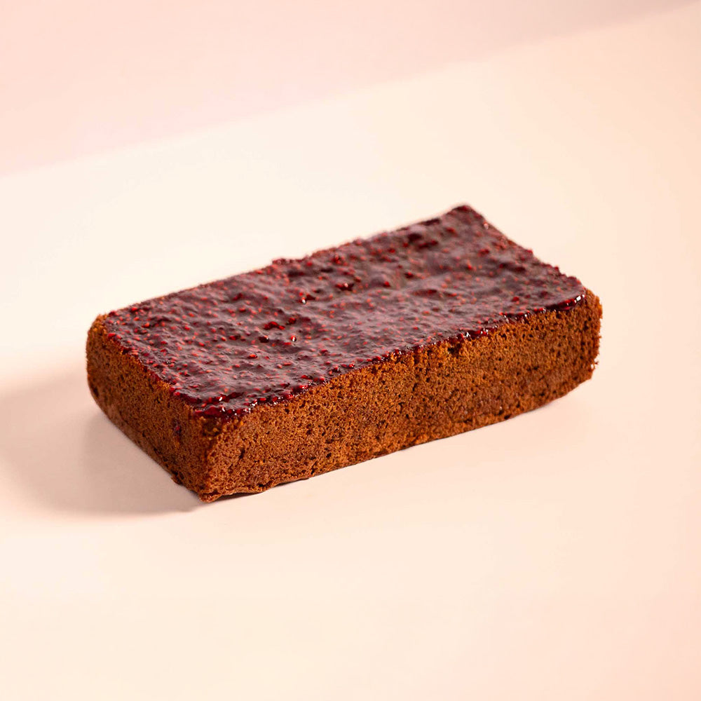 Raspberry & Pistachio Cake